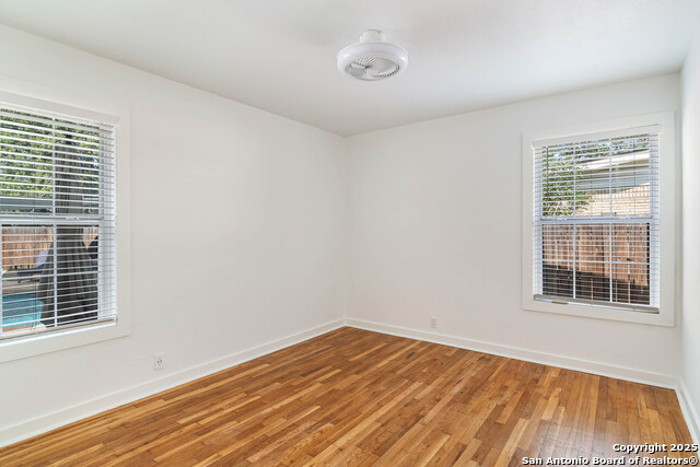 Image 22 of 28 For 331 Eastley  