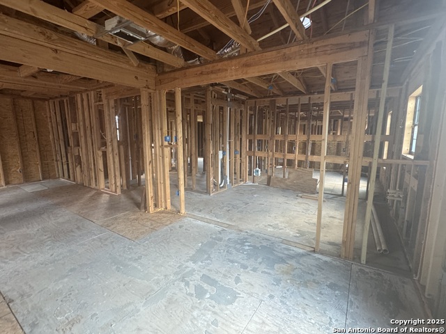 Image 12 of 19 For 910 Potomac  