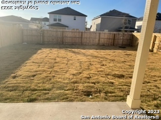 Listing photo id 22 for 5823 Rolling Glen