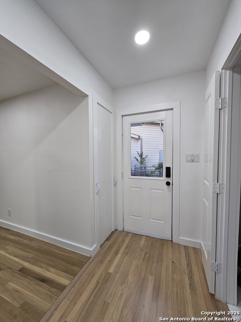 Image 54 of 63 For 1514 Lynwood Ave W