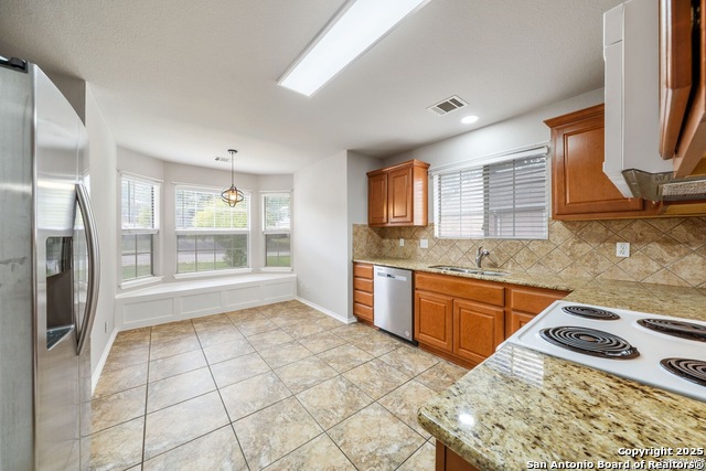 Image 5 of 17 For 6243 Broadmeadow