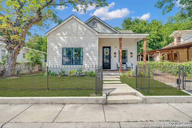 Details for 111 Oelkers  , San Antonio, TX 78204