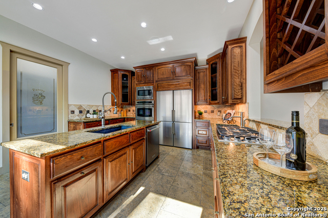 Image 11 of 43 For 211 Inslee Ave