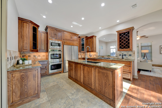Image 12 of 43 For 211 Inslee Ave