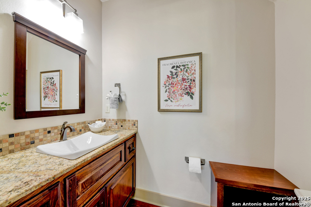 Image 18 of 43 For 211 Inslee Ave