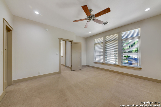 Image 28 of 43 For 211 Inslee Ave