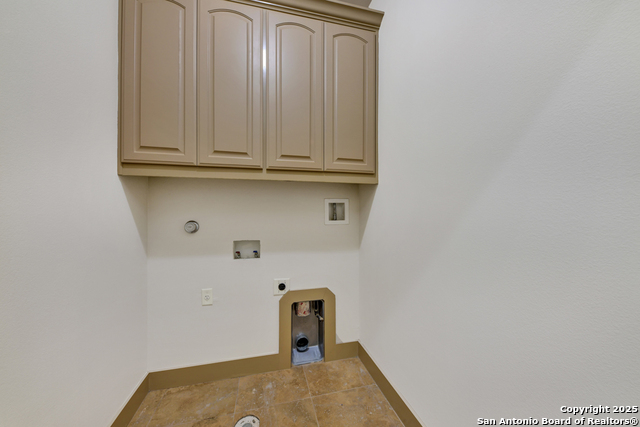 Image 33 of 43 For 211 Inslee Ave