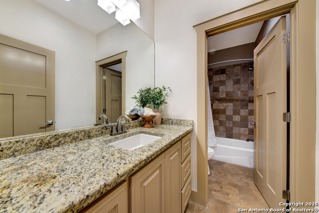 Image 35 of 43 For 211 Inslee Ave