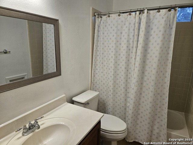 Image 17 of 23 For 3524 Angora Trail