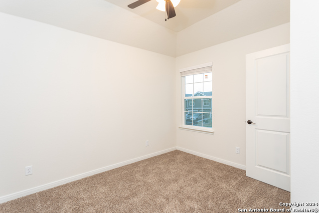 Image 17 of 31 For 10347 Lynwood Branch  102