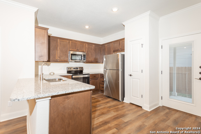Image 7 of 31 For 10347 Lynwood Branch  102