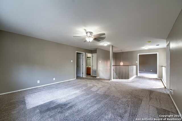 Listing photo id 14 for 5407 Stormy Hills