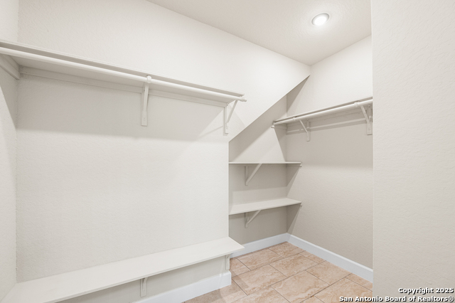 Image 25 of 68 For 22455 Mathis Rd