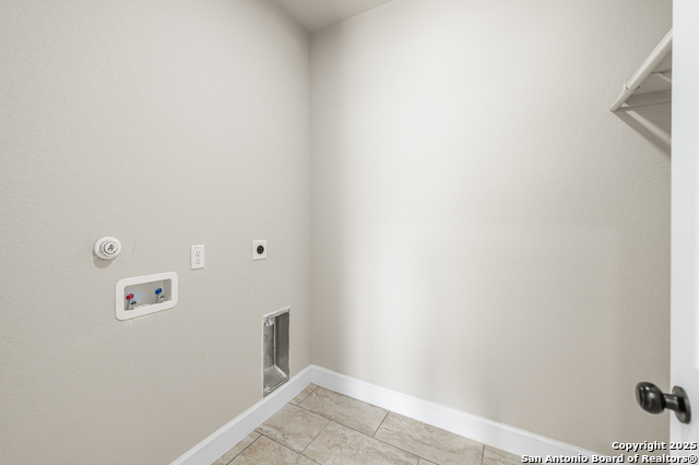 Image 26 of 68 For 22455 Mathis Rd