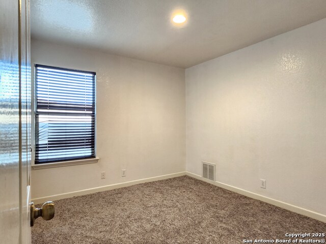 Image 12 of 29 For 4914 Bending Elms