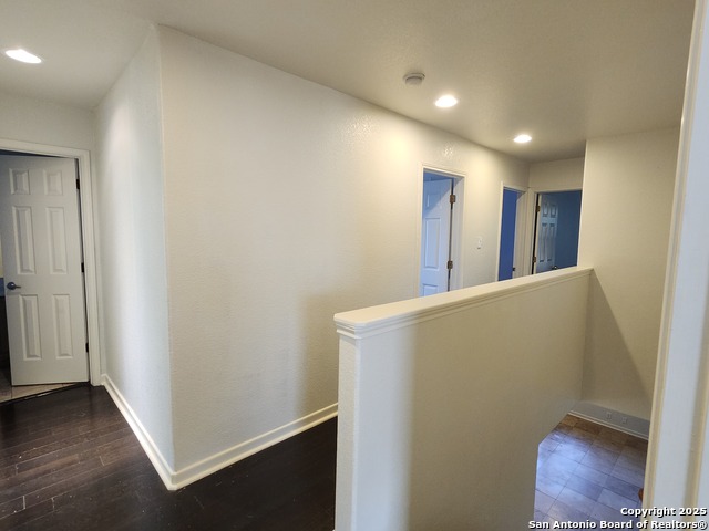 Image 16 of 29 For 4914 Bending Elms