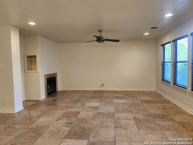 Image 4 of 29 For 4914 Bending Elms