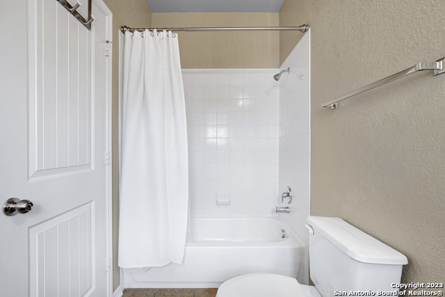 Image 21 of 26 For 1331 Nicholas Manor