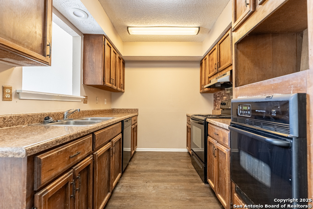 Image 4 of 18 For 5814 Pineway