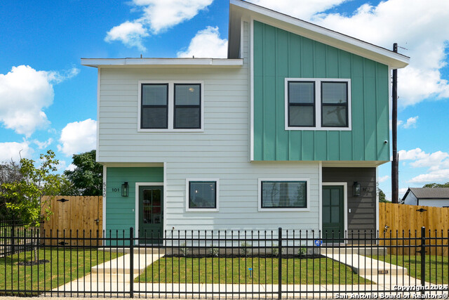 Details for 530 Hackberry St S 102, San Antonio, TX 78203