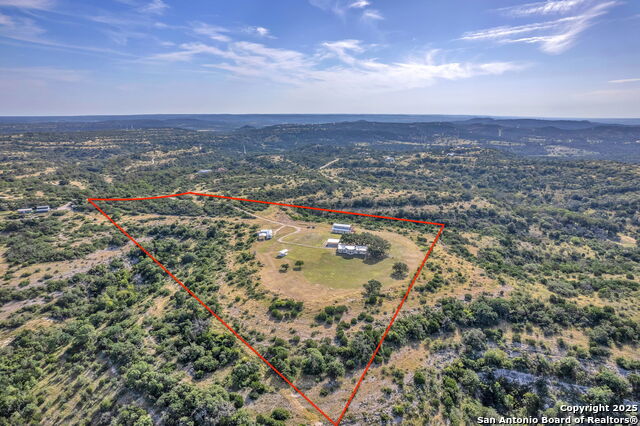 Details for 131 Southwind, Center Point, TX 78010
