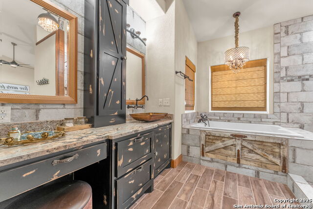 Listing photo id 30 for 131 Southwind