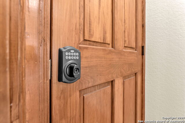 Listing photo id 44 for 131 Southwind