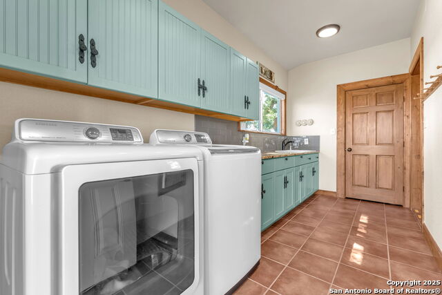 Listing photo id 51 for 131 Southwind