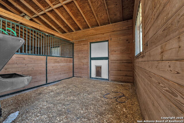 Listing photo id 61 for 131 Southwind