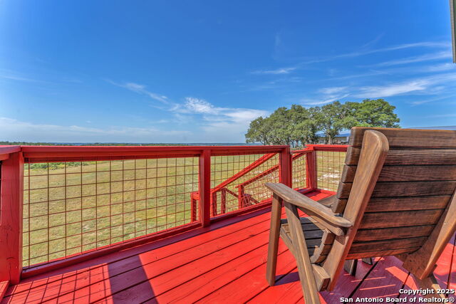 Listing photo id 68 for 131 Southwind