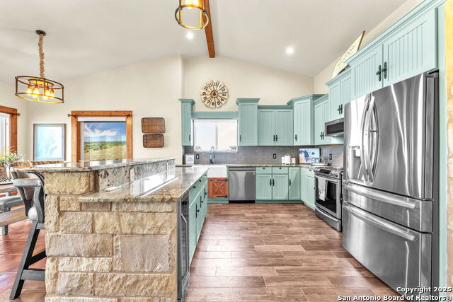 Listing photo id 6 for 131 Southwind