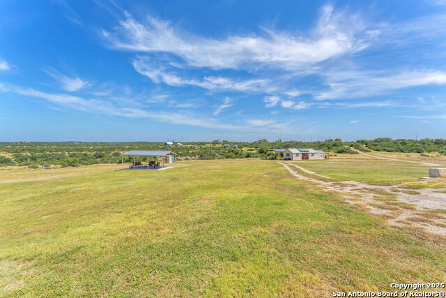 Listing photo id 90 for 131 Southwind