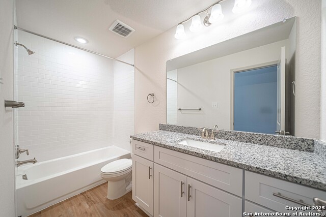 Image 12 of 25 For 7545 Briarwood Pass 101