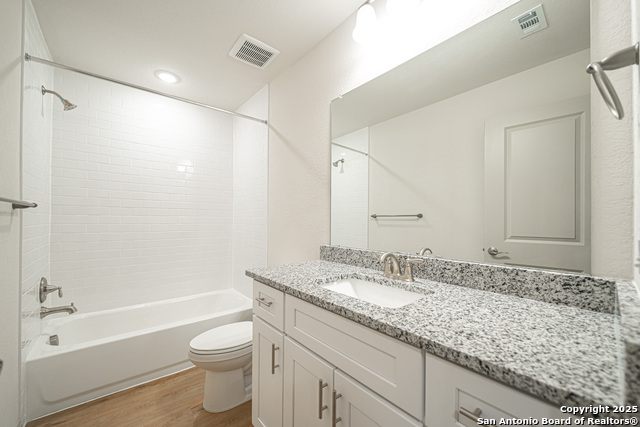 Image 15 of 25 For 7545 Briarwood Pass 101