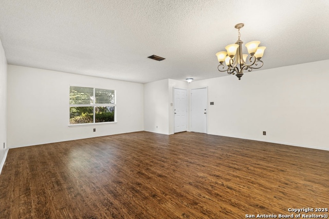 Image 4 of 27 For 9806 Kelton  
