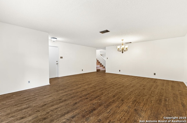 Image 5 of 27 For 9806 Kelton  