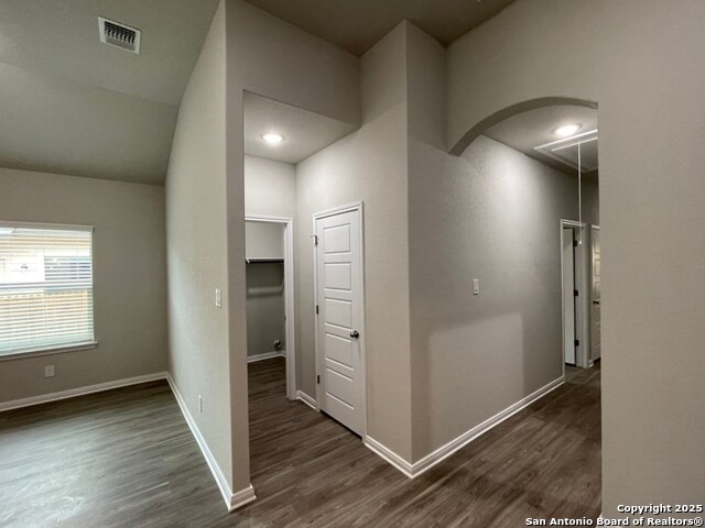 Image 11 of 26 For 527 Grayson Lane