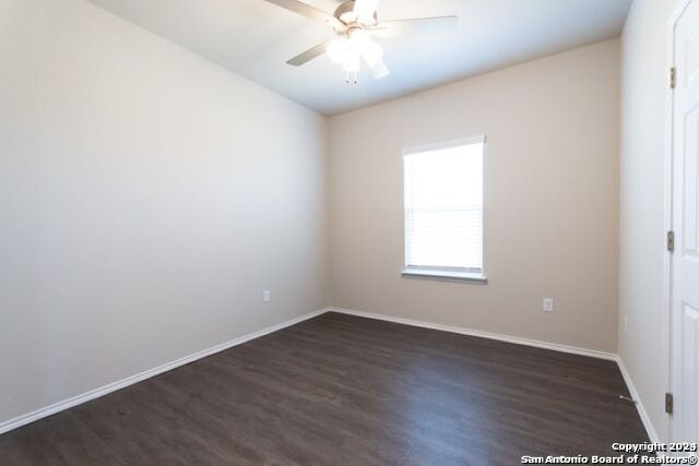 Image 19 of 26 For 527 Grayson Lane