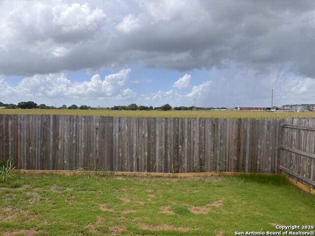 Image 24 of 26 For 527 Grayson Lane