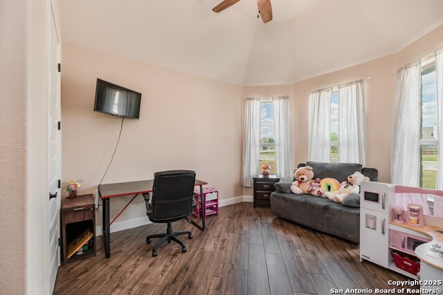 Image 16 of 42 For 133 Mulhouse Circle