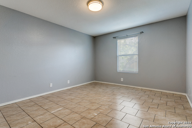 Image 12 of 25 For 10903 Cimarron