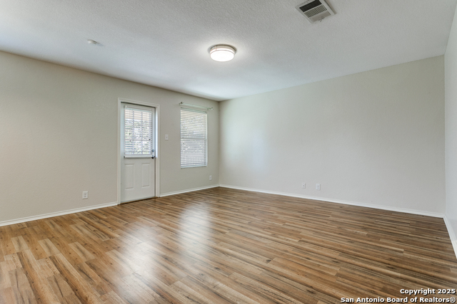 Image 18 of 25 For 10903 Cimarron
