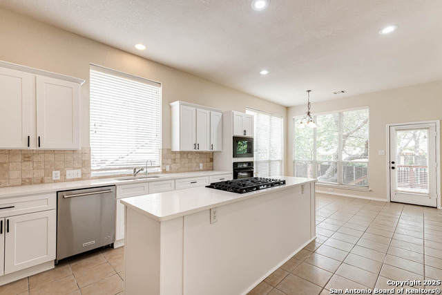 Image 23 of 51 For 322 Waxberry Trl