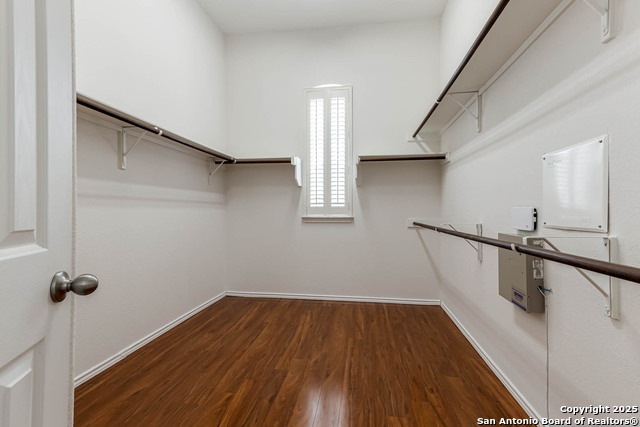 Image 34 of 51 For 322 Waxberry Trl