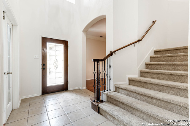 Image 5 of 51 For 322 Waxberry Trl