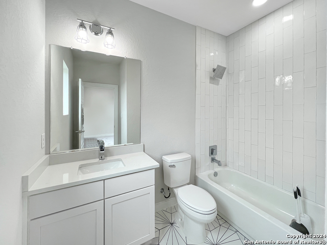 Image 25 of 30 For 100 Lewis St 2