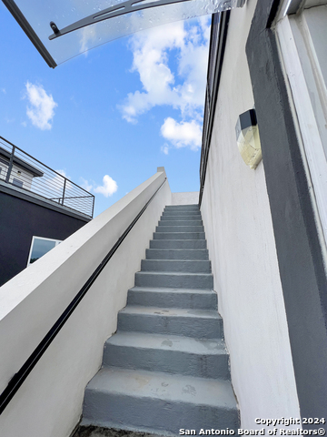 Image 28 of 30 For 100 Lewis St 2