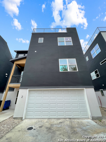 Image 3 of 30 For 100 Lewis St 2