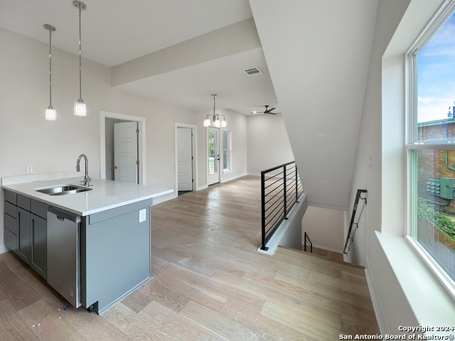 Image 7 of 30 For 100 Lewis St 2