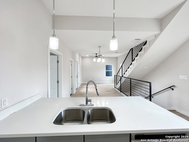 Image 8 of 30 For 100 Lewis St 2